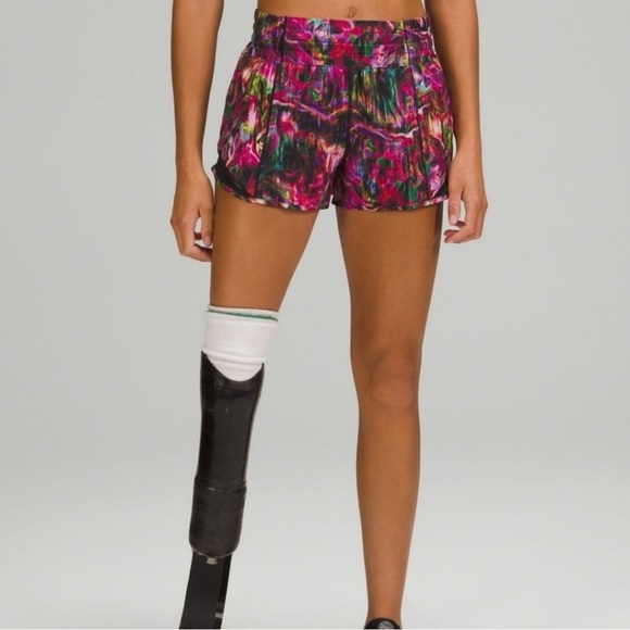 LULULEMON HOTTY HOT LR SHORT *LINED Hyper Flow Pink Multi SIZE-4 (z) - Picture 2 of 14